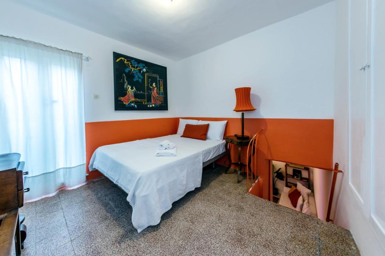 Charming Apartment With Balcony In The Historic Center Nápoly Kültér fotó