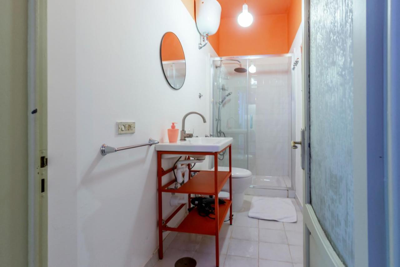 Charming Apartment With Balcony In The Historic Center Nápoly Kültér fotó